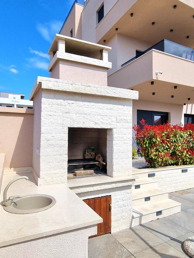 Seaview Apartment Sveti Filip i Jakov Exterior photo